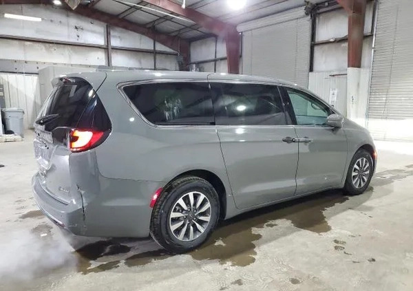 Chrysler Pacifica cena 69000 przebieg: 52000, rok produkcji 2021 z Świdnica małe 56